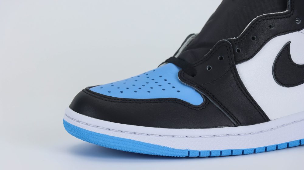 Air Jordan 1 Retro High OG ‘UNC Toe’ Reps - etkick reps