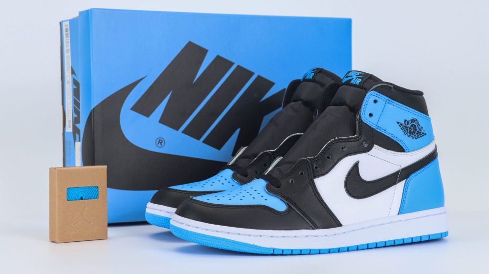 Air Jordan 1 Retro High OG ‘UNC Toe’ Reps - etkick reps