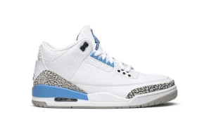 Air Jordan 3 Retro UNC