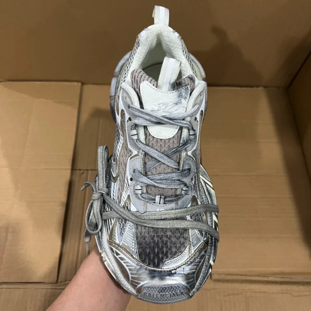 Balenciaga 3XL Light Beige REPS - etkick reps