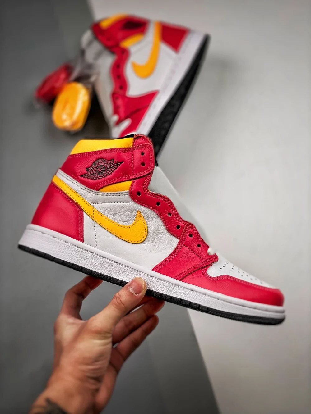 AIR Jordan 1 Retro High OG Light Fusion Red REPLICA - etkick reps