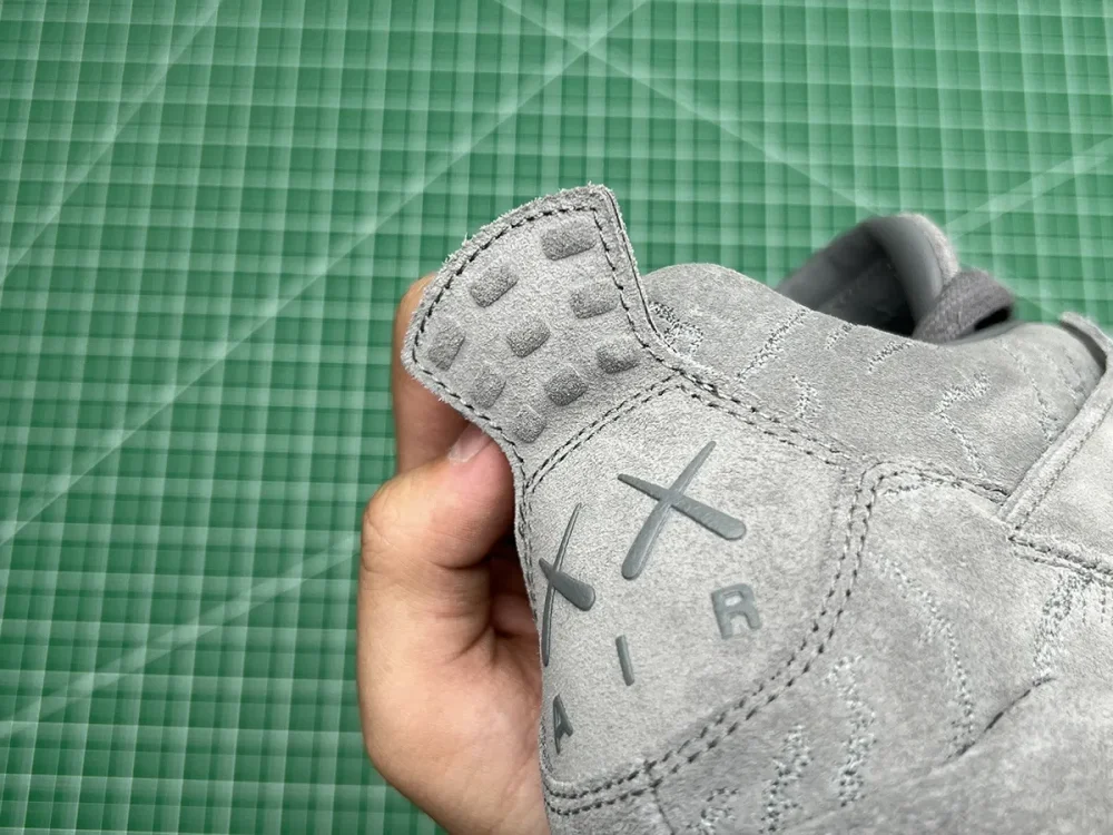 Air Jordan 4 Retro Kaws - etkick reps au