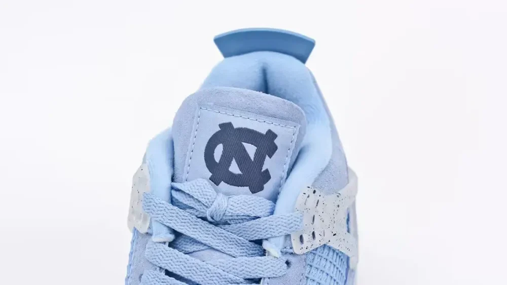 Air Jordan 4 Retro UNC - etkick reps au