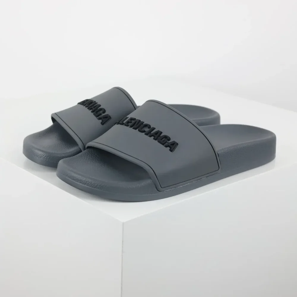 Balenciaga Flip-Flops mit Logo-Print Grey - etkick reps au