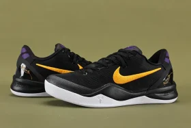 Kobe 8 Protro 'Lakers Away' Black University Gold