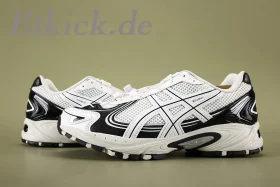 ASICS Gel-Kahana TR V4 Black/White