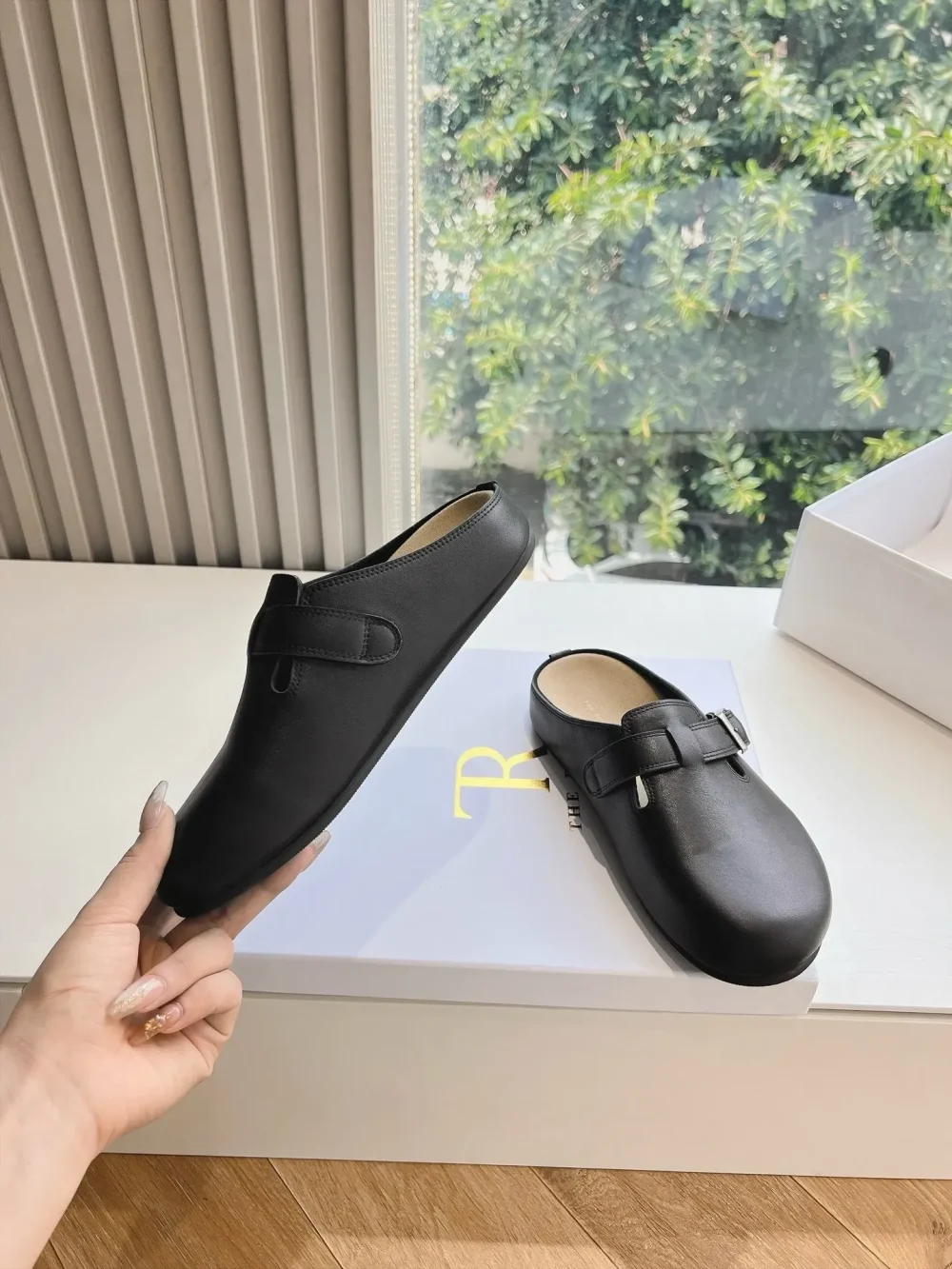 Suede Slippers In Black Top Version - etkick reps au