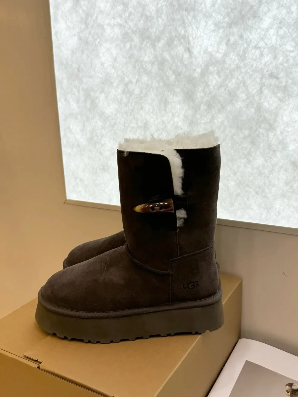 Ugg Wool Boots With Thick Sole And Horn Buckle Chocolate Color - etkick reps au