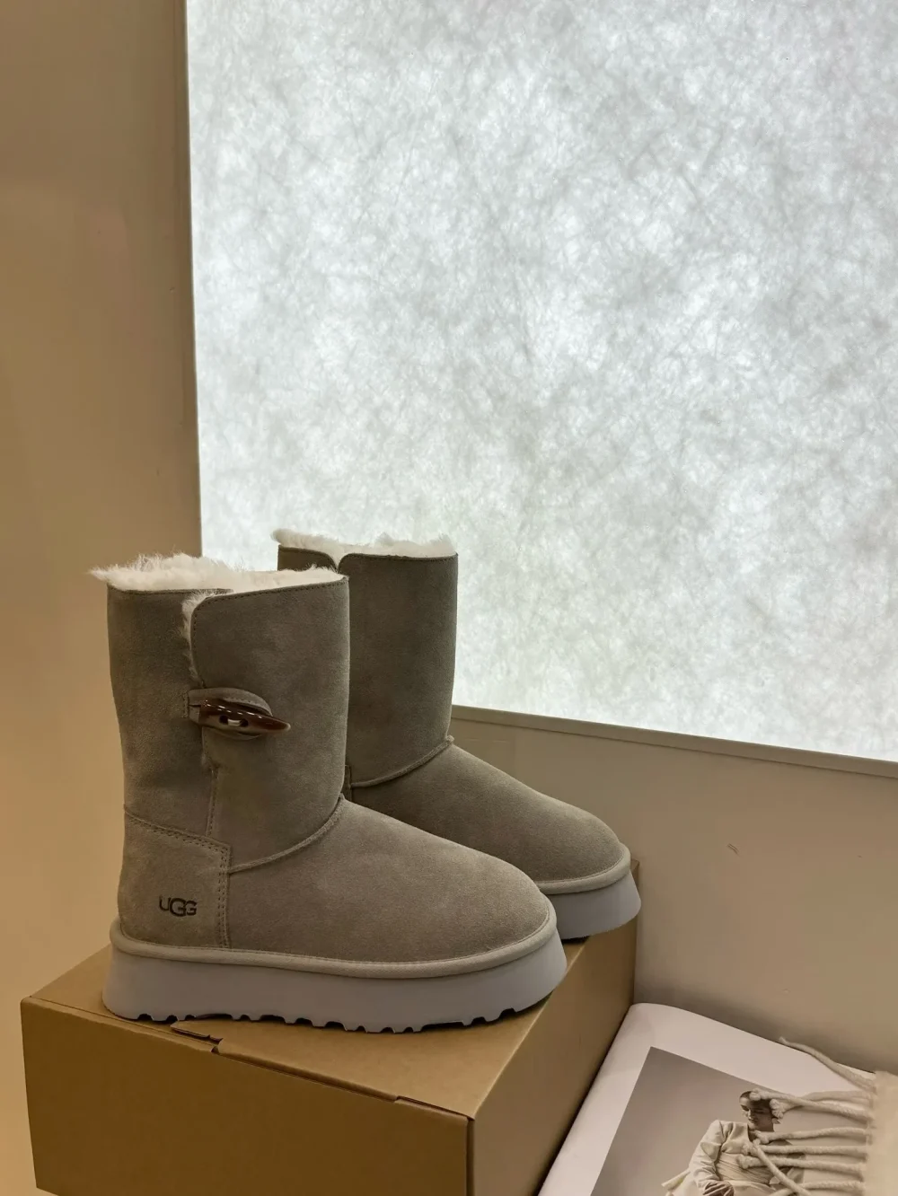 Ugg Wool Boots with Thick Sole and Horn Buckle Pewter Gray - etkick reps au