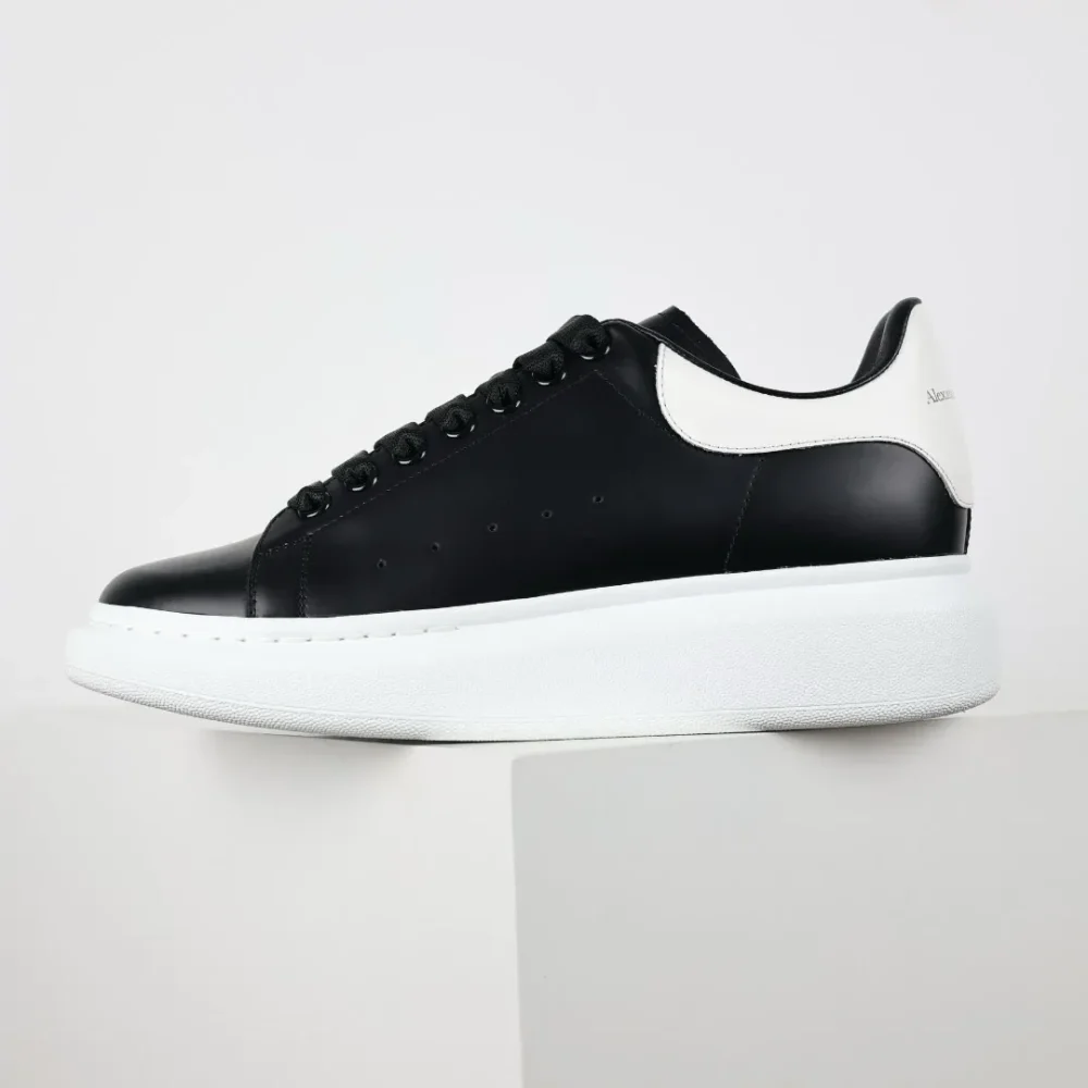 McQueen Oversized Low-Top Sneakers Black/White Reps - etkick reps au