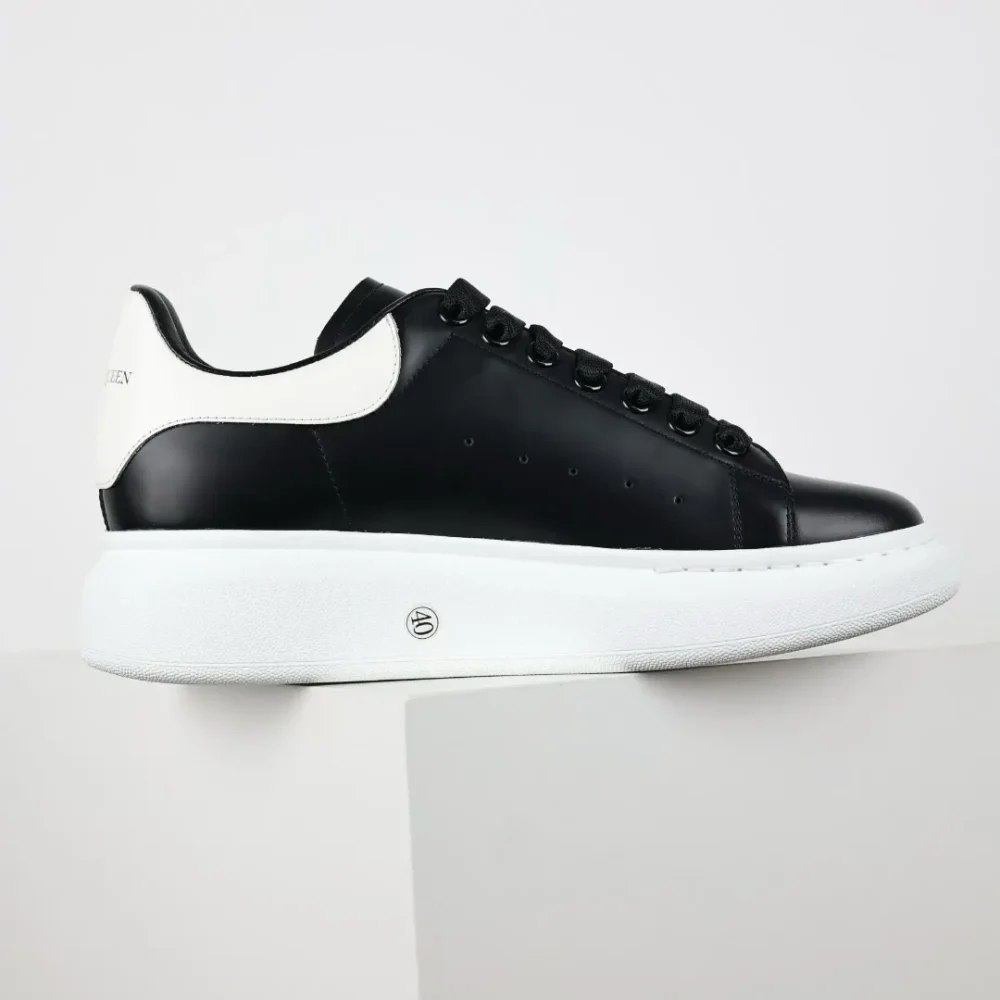 McQueen Oversized Low-Top Sneakers Black/White Reps - etkick reps au