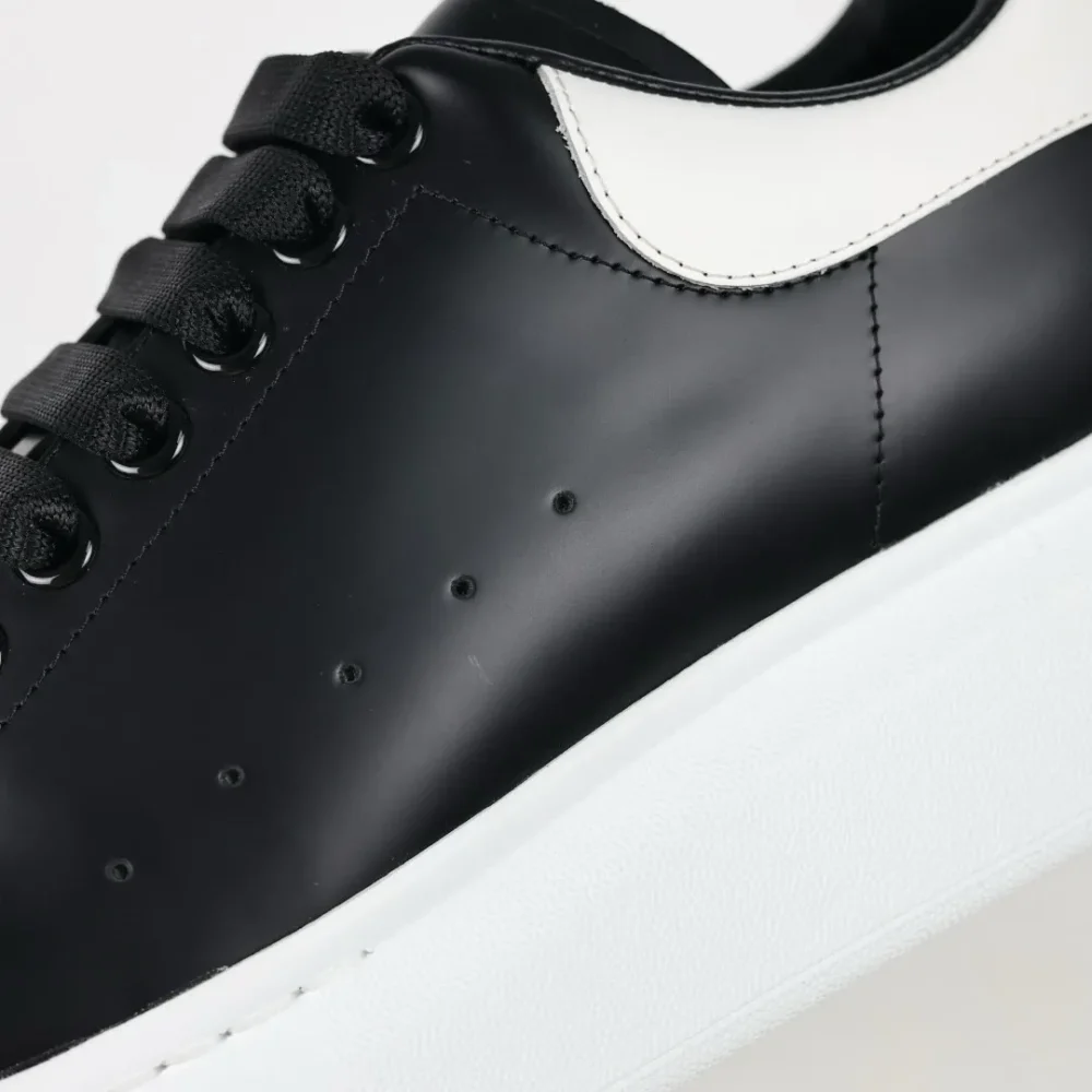 McQueen Oversized Low-Top Sneakers Black/White Reps - etkick reps au