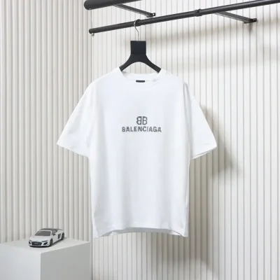 Balenciaga T-Shirt With Mosaic Logo Print - etkick reps au