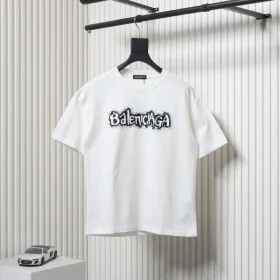 Balenciaga 25SS T-shirt with logo print and shadow lettering