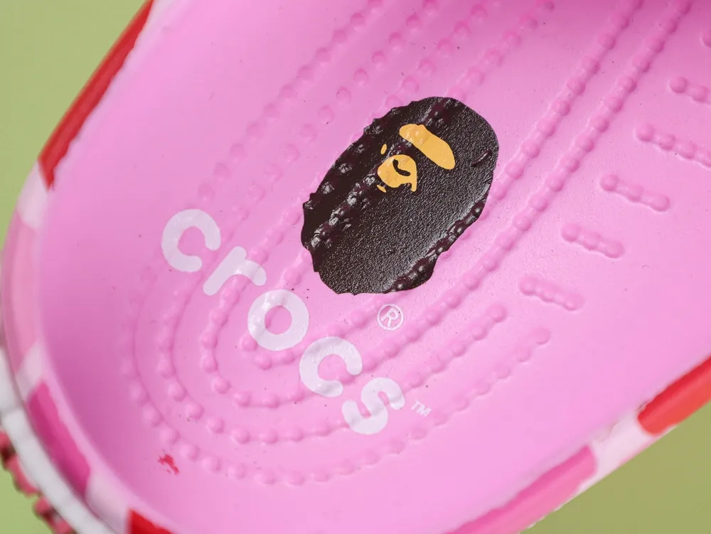 Crocs Classic Clog A Bathing Ape ABC Camo Pink top version - Image 4