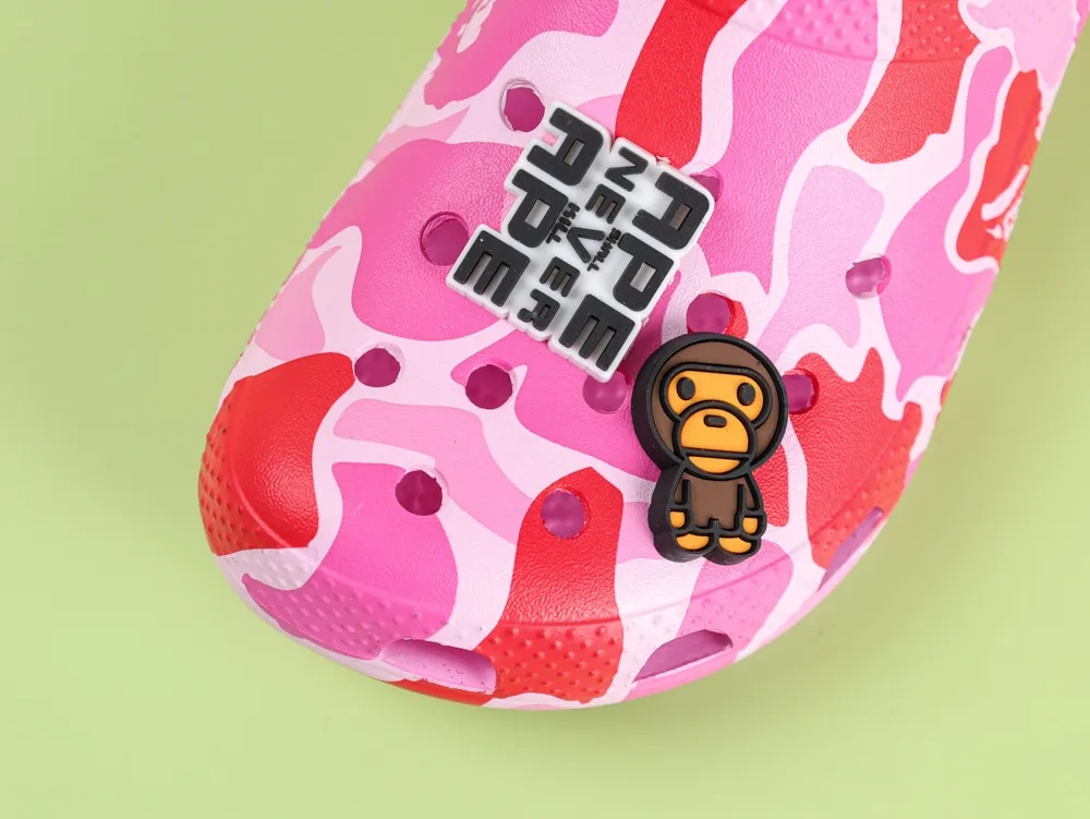 Crocs Classic Clog A Bathing Ape ABC Camo Pink top version - Image 5