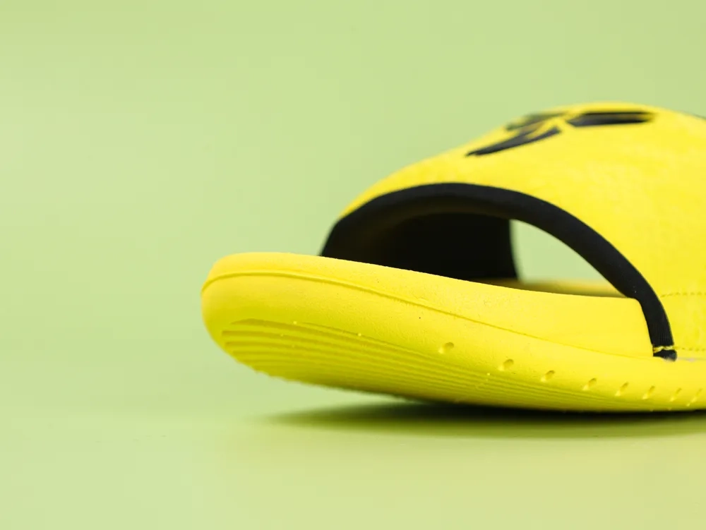 Kobe Bryant x Offcourt Slide Lightning Reps - Image 4