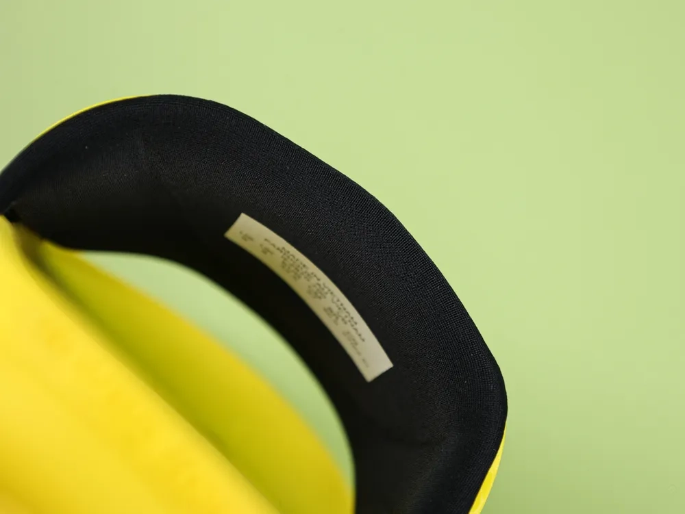 Kobe Bryant x Offcourt Slide Lightning Reps - Image 5