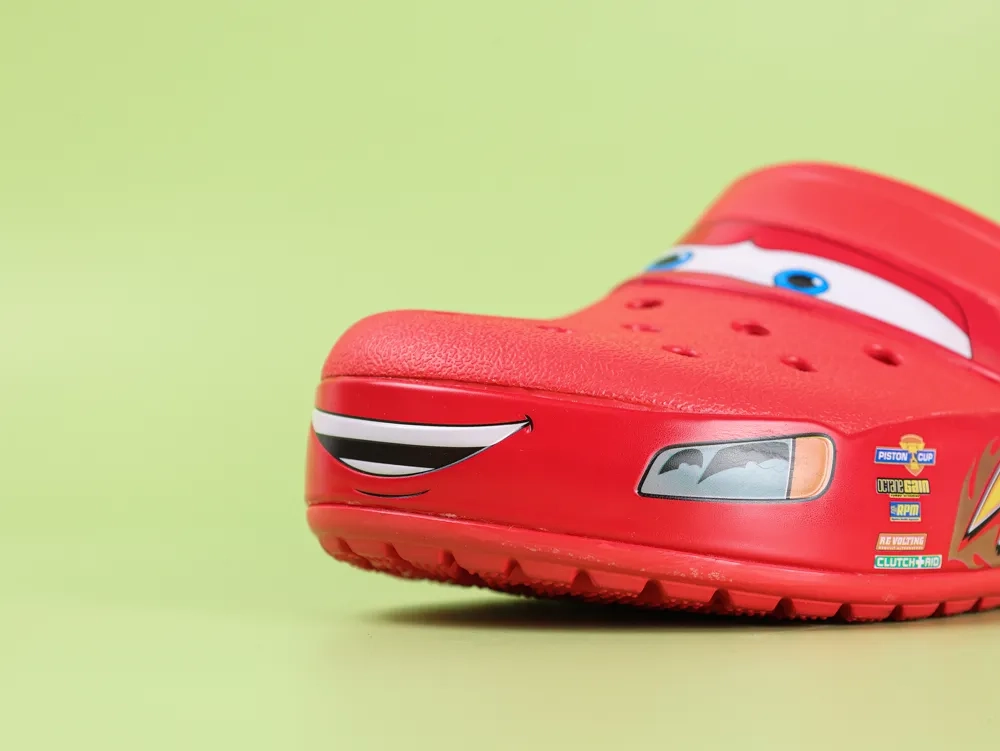 Crocs Disney Pixar Cars Lightning McQueen Clogs Shoes - Image 2