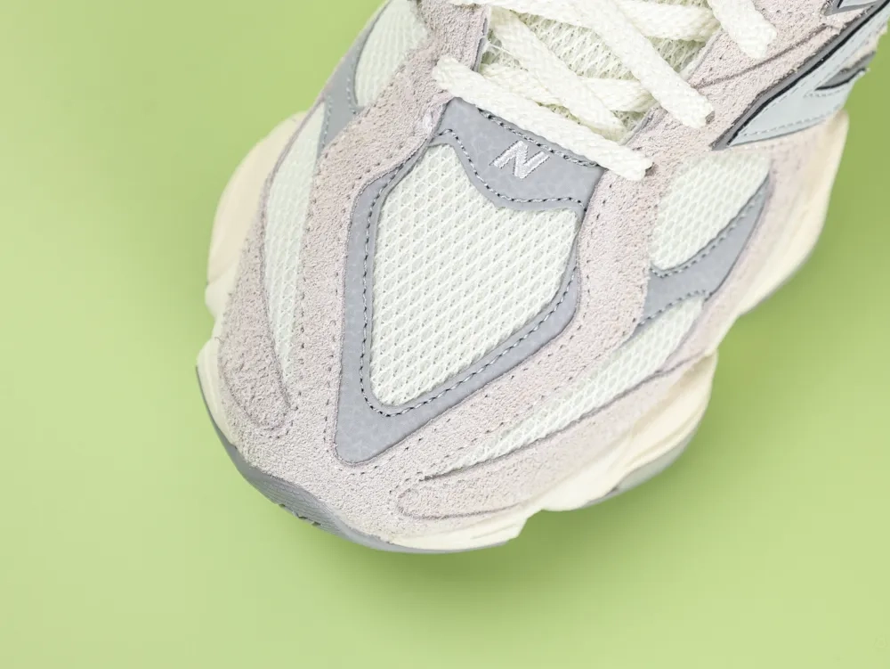New Balance New Balance 9060 Moonbeam Sea Salt - Image 5