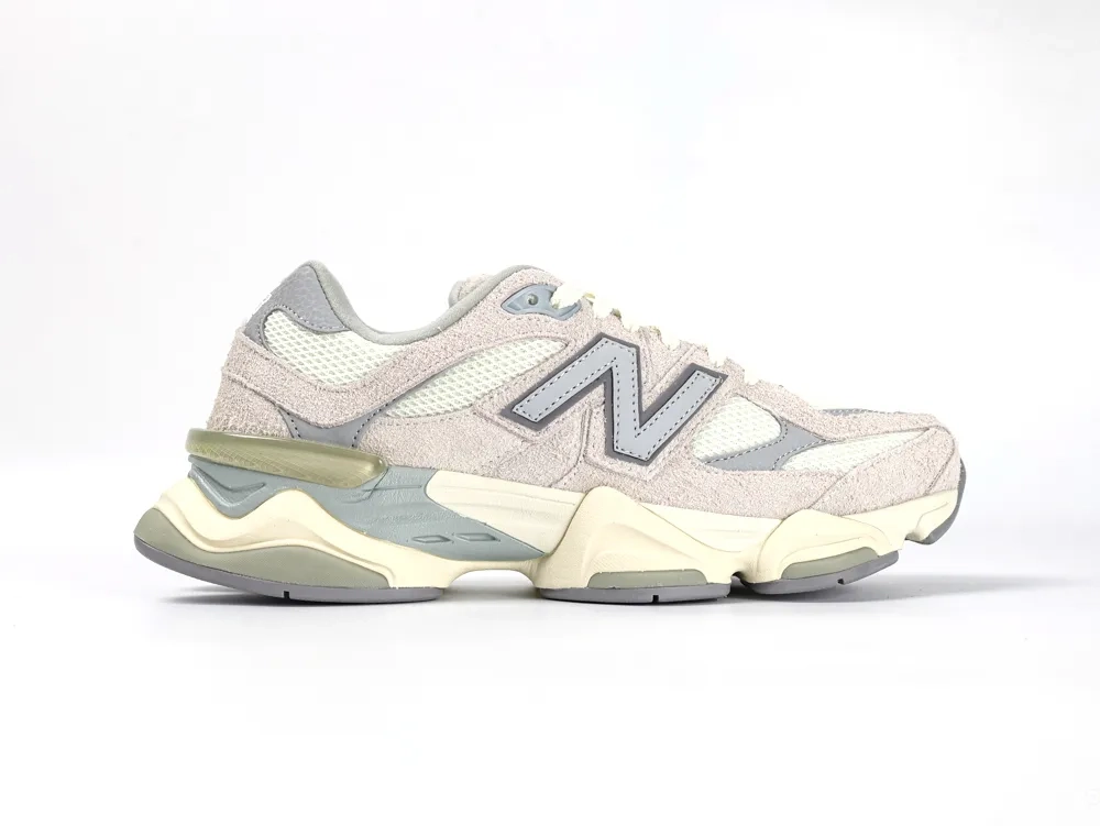 New Balance New Balance 9060 Moonbeam Sea Salt