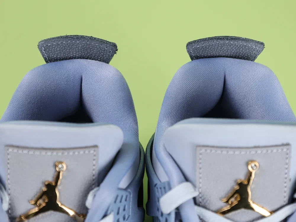 Air Jordan 4 UNC PE Blue Player Exclusive 2025 - Image 2