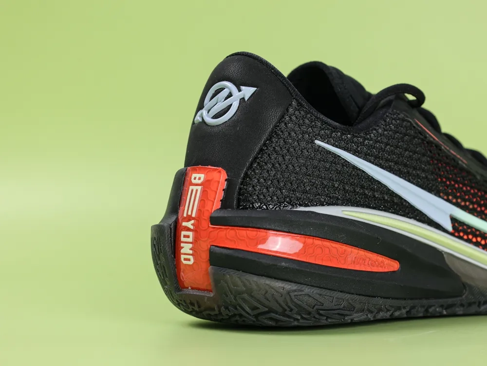 Air Zoom GT Cut Black Hyper Crimson - Image 10