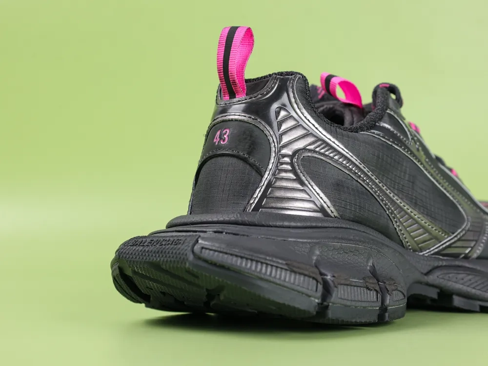 Balenciaga Men 3Xl Sneaker Dark Gray And Pink - Image 9