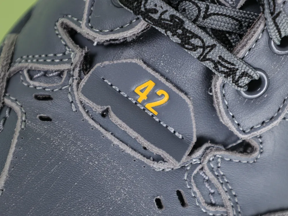 Balenciaga Men's Hamptons Worn-Out Sneakers in Grey and Yellow - Image 11