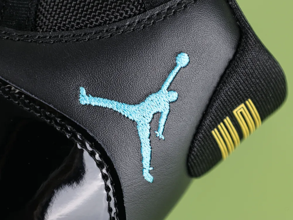 Jordan 11 Retro Gamma Blue Men - Image 4