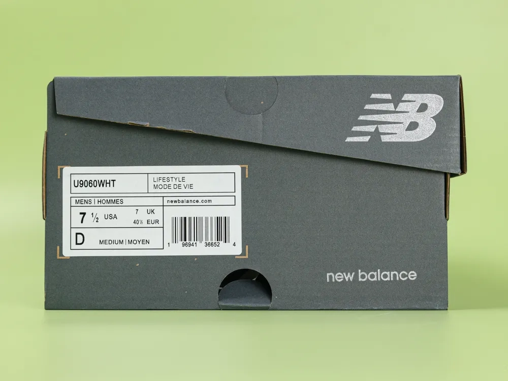 New Balance 9060 Sea Salt Moonbeam Sportschuh - Image 2