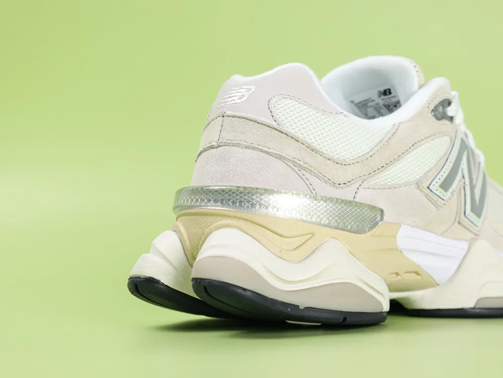 New Balance 9060 Sea Salt Moonbeam Sportschuh - Image 14