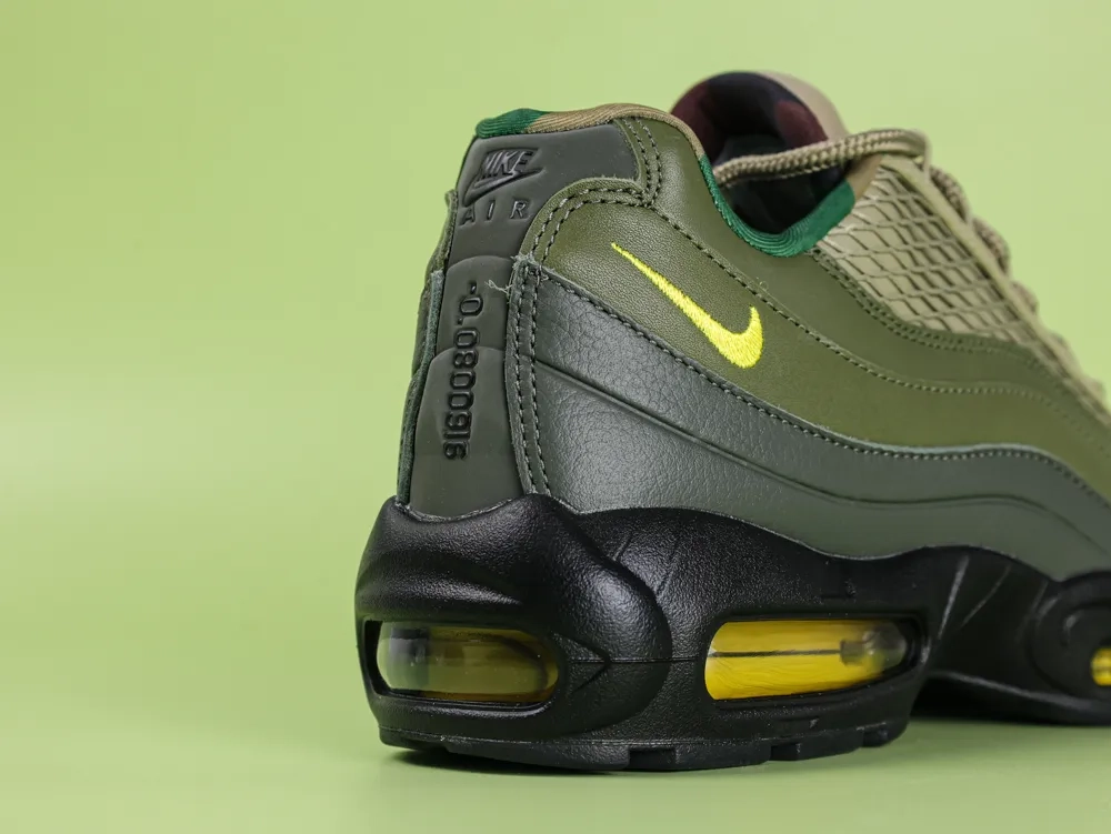 Nike Air Max 95 SP Corteiz Gutta Green - Image 10