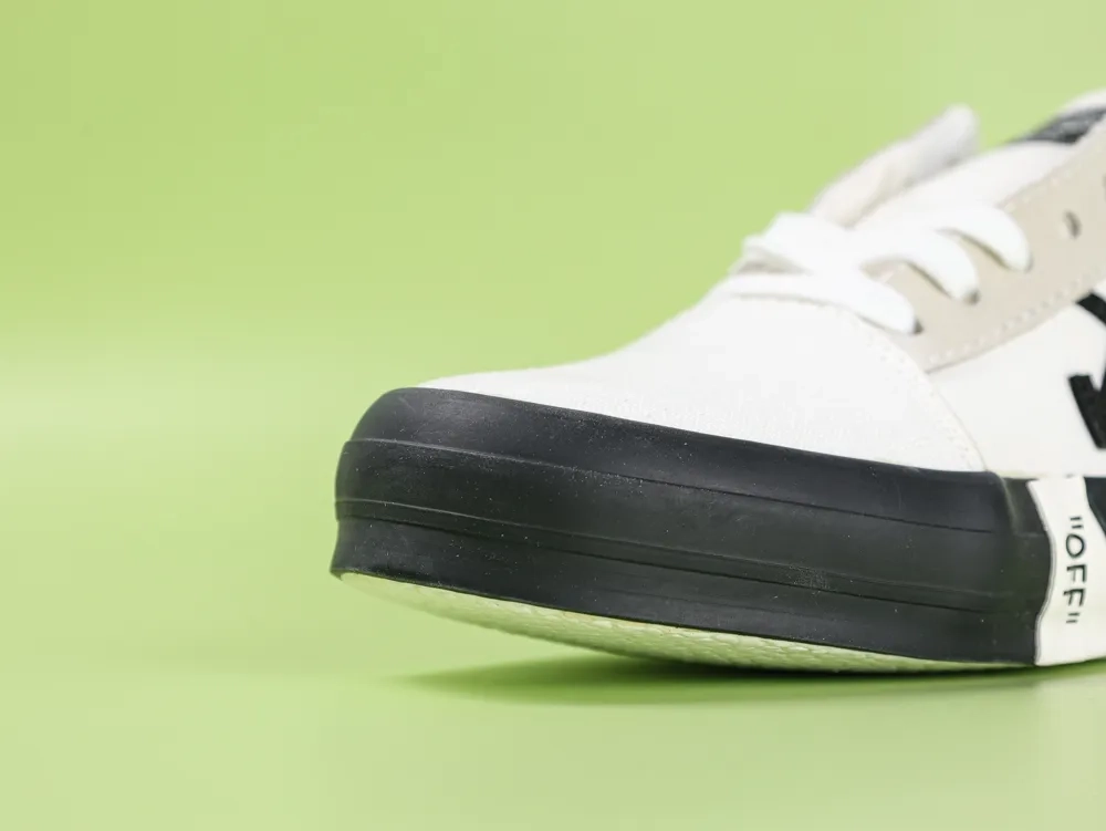 Off-White Low Vulc White Black Aw20 Low-Top Sneakers - Image 2
