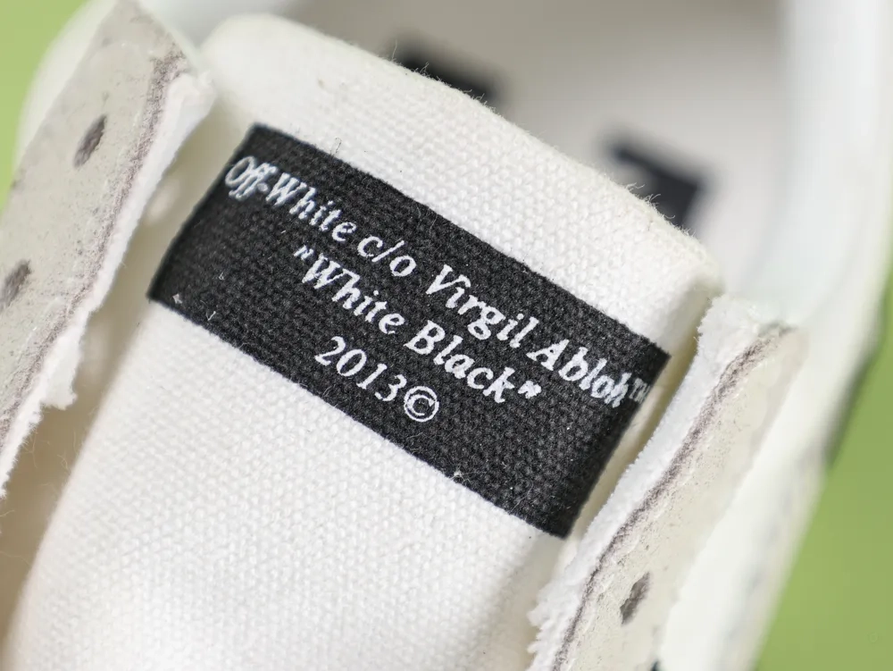 Off-White Low Vulc White Black Aw20 Low-Top Sneakers - Image 12