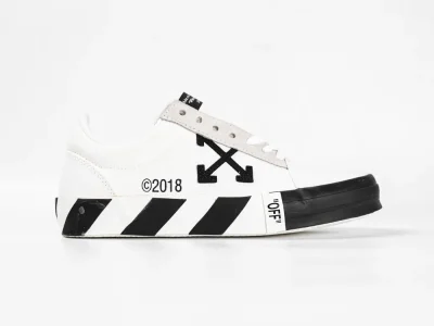 Off-White Low Vulc White Black Aw20 Low-Top Sneakers