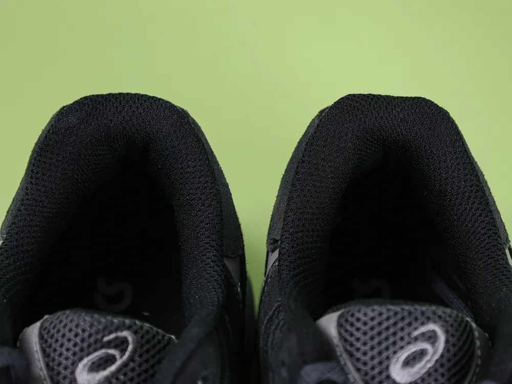 ASICS Gel-NYC Graphite Grey Black - Image 3