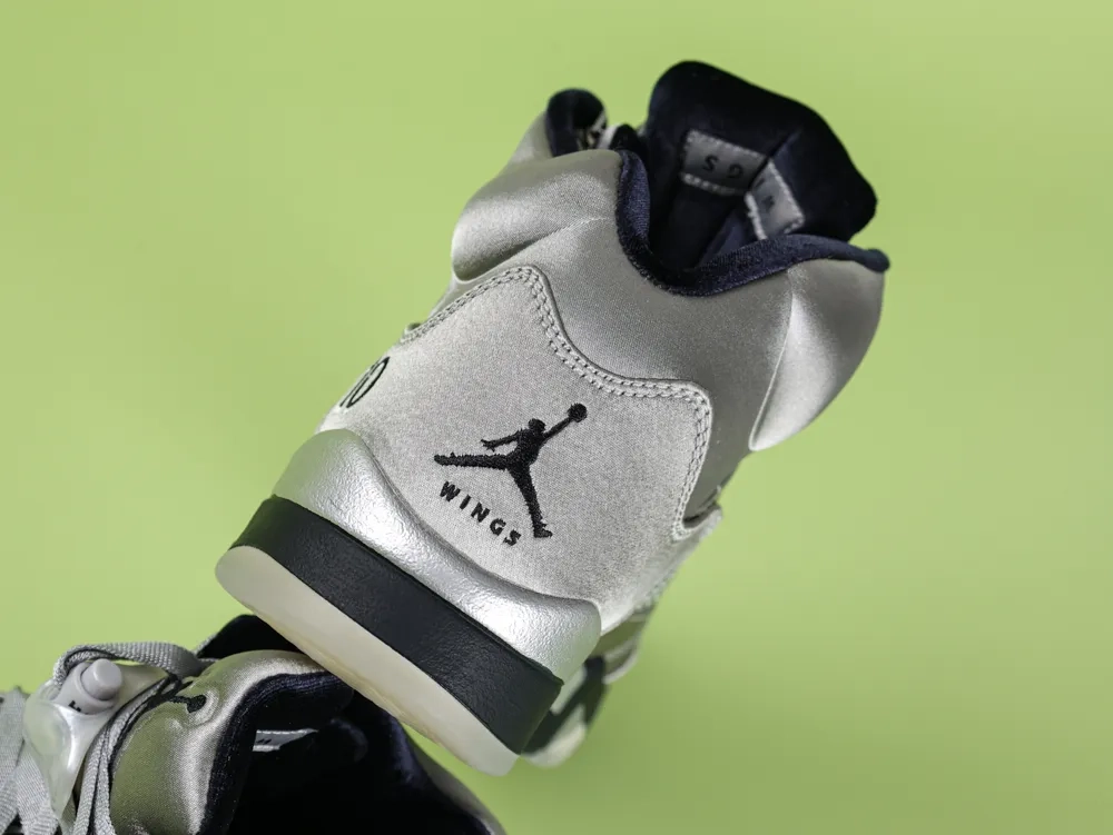 Air Jordan 5 Retro Sneakers Gray - Image 11