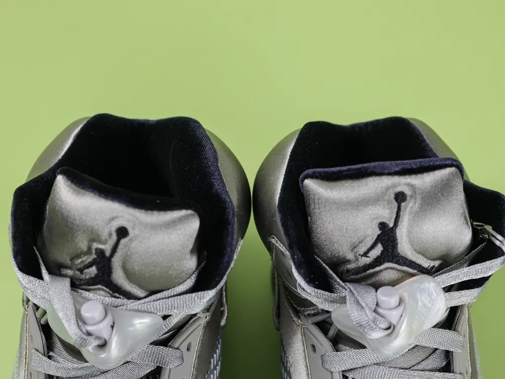 Air Jordan 5 Retro Sneakers Gray - Image 10