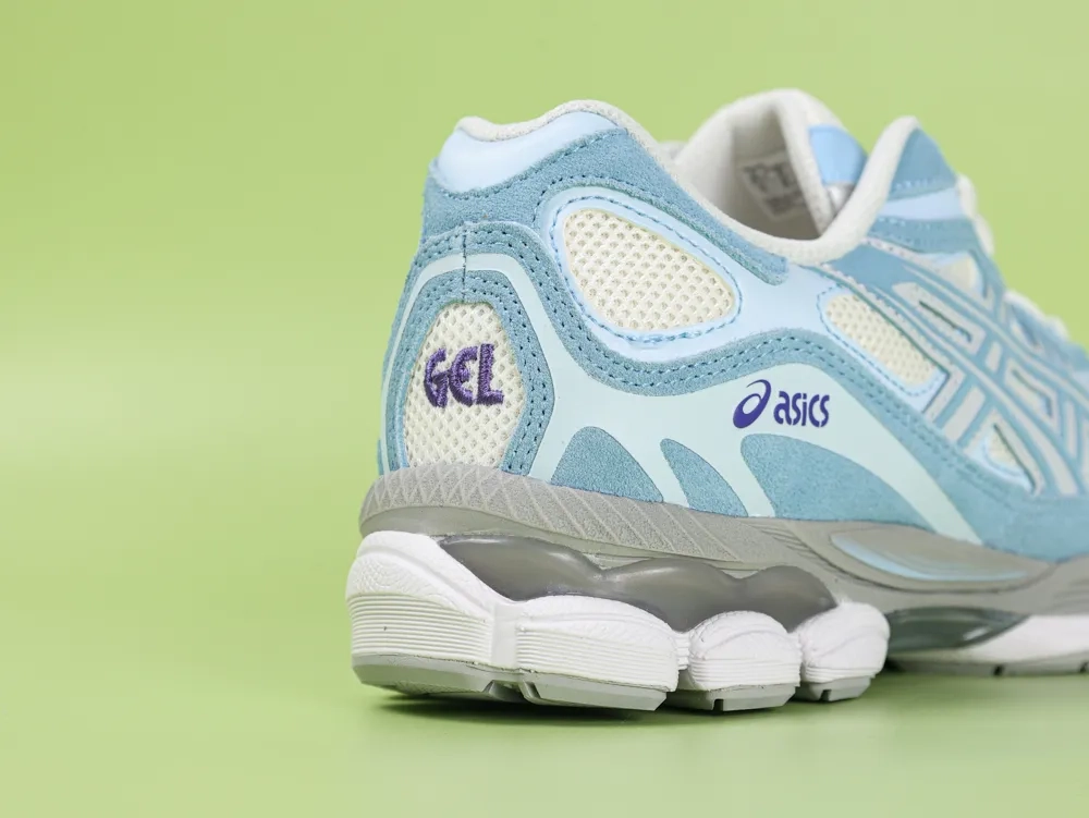 Asics Gel-NYC in light blue - Image 12