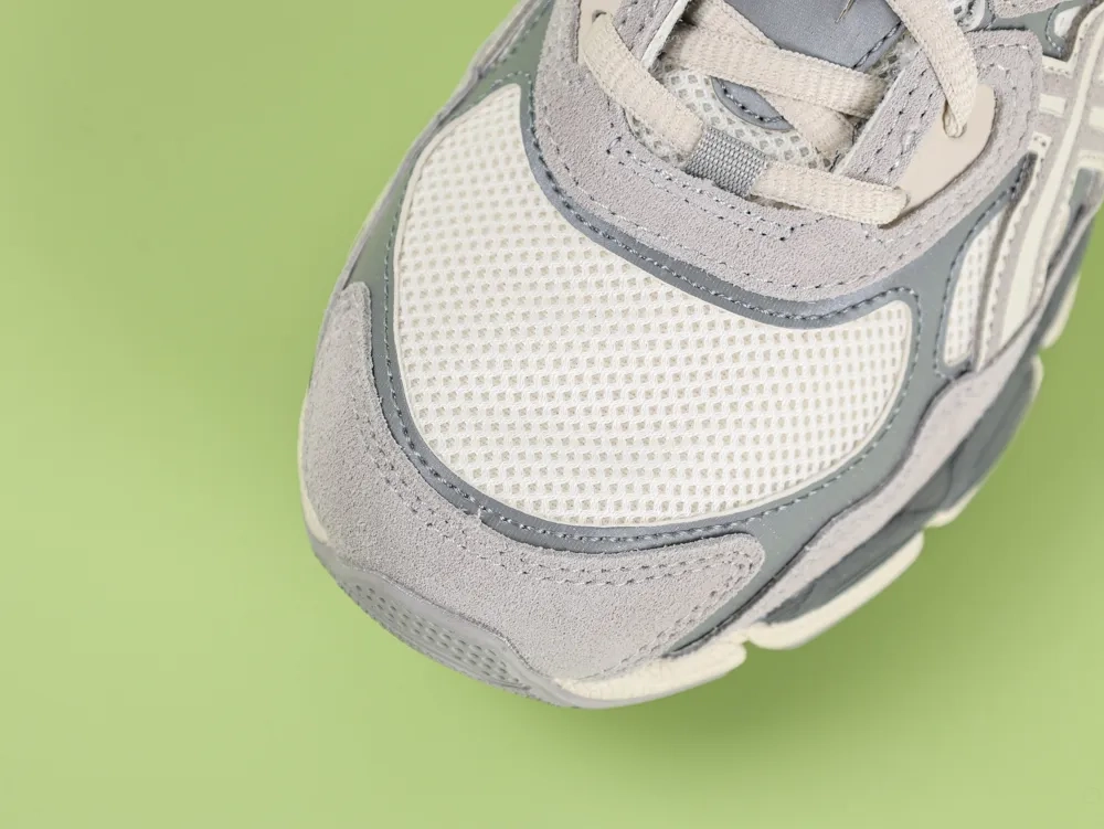 Asics Gel-nyc Sneakers Oyster Grey in White - Image 3