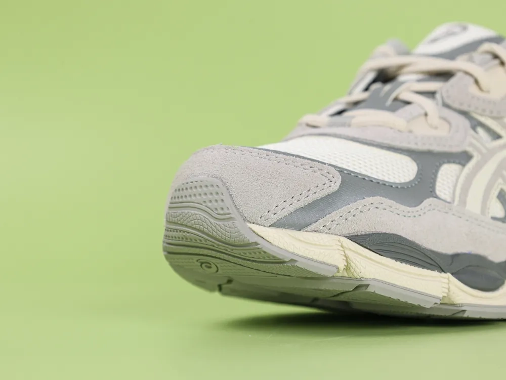 Asics Gel-nyc Sneakers Oyster Grey in White - Image 4