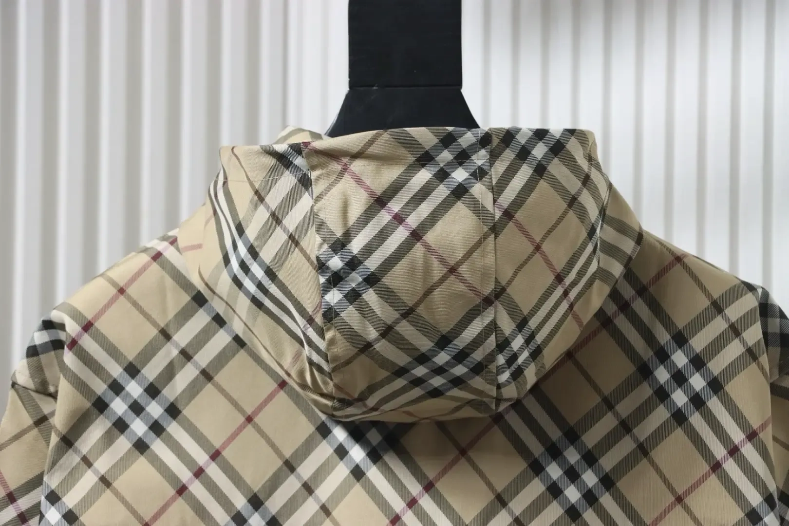 BU New Style Hooded Jacket With Diagonal Checkered Warhorse Embroidery - Image 4