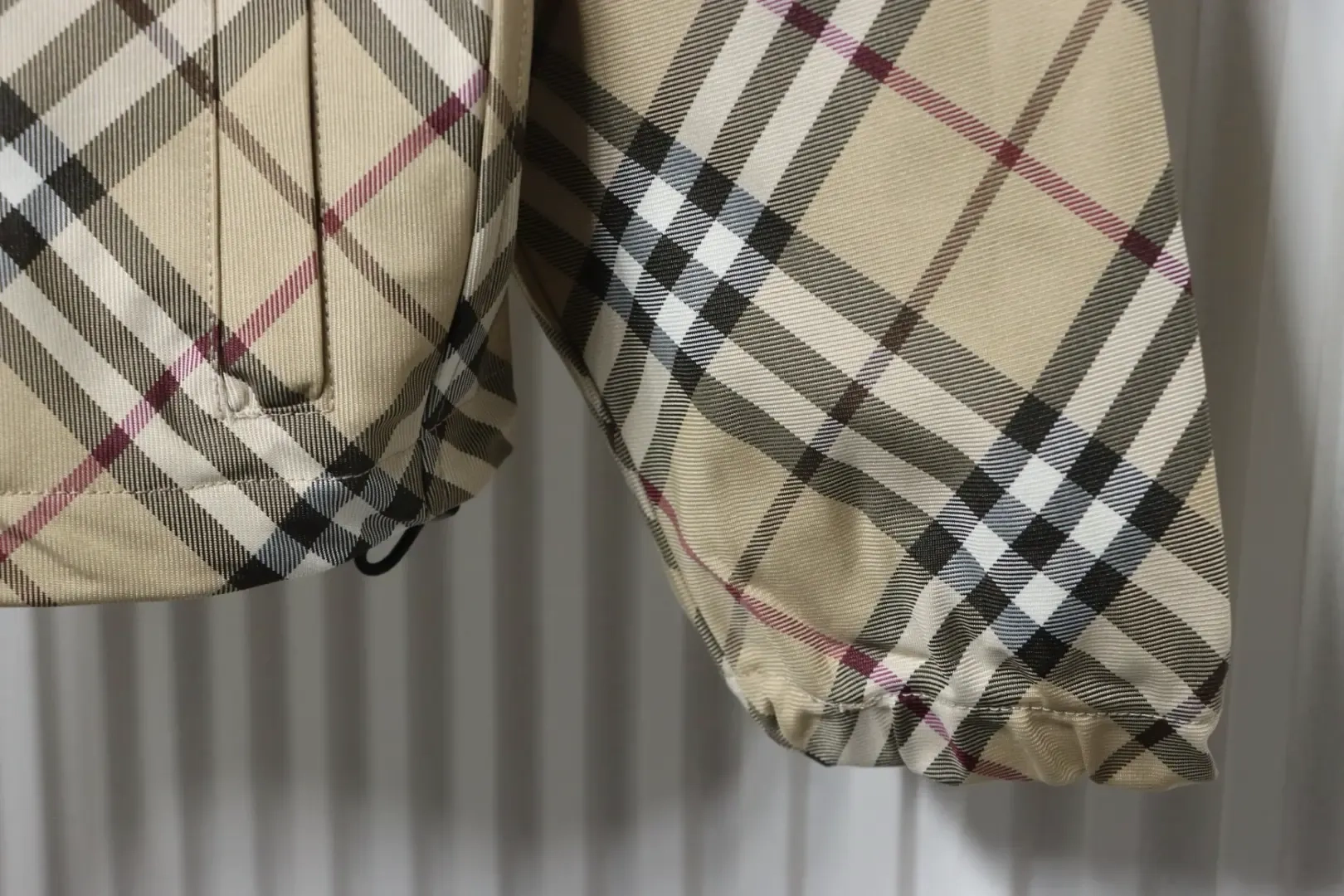 BU New Style Hooded Jacket With Diagonal Checkered Warhorse Embroidery - Image 7