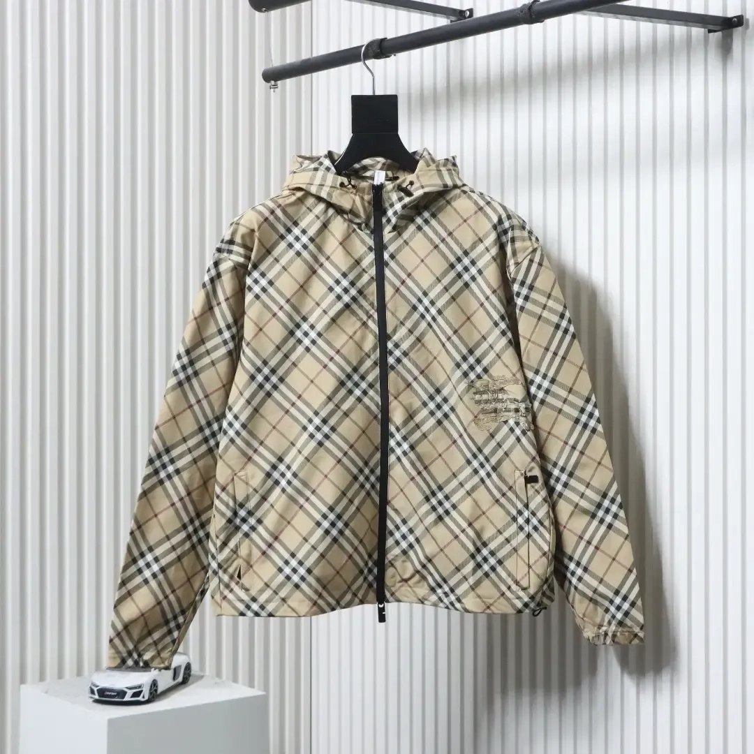 BU New Style Hooded Jacket With Diagonal Checkered Warhorse Embroidery