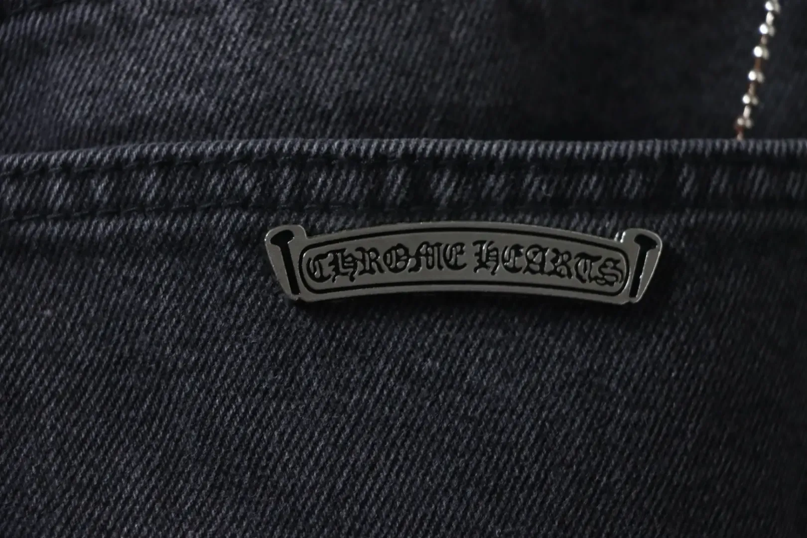 CH Leather cross jeans - Image 9