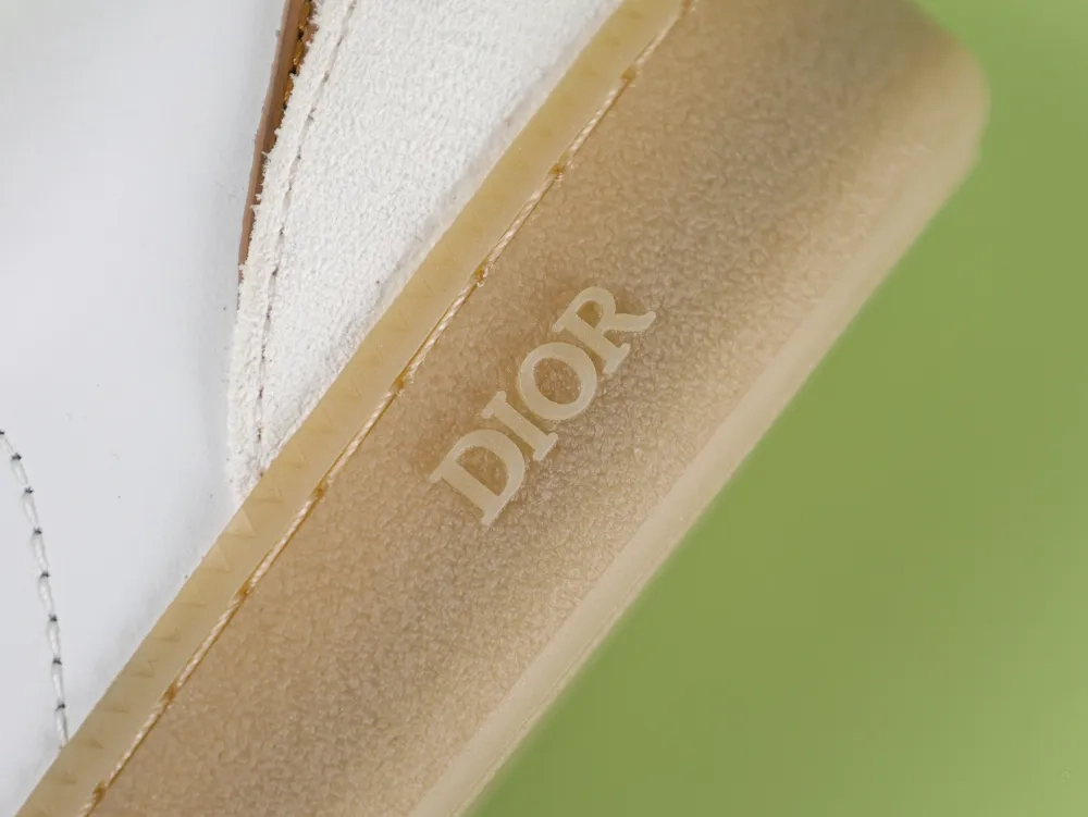 DI B01 Matchpoint Sneaker Smooth calf leather in white and brown - Image 12