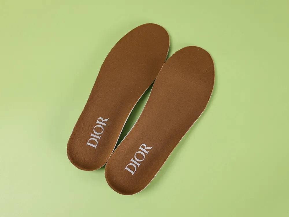 DI B01 Matchpoint Sneaker Smooth calf leather in white and brown - Image 9