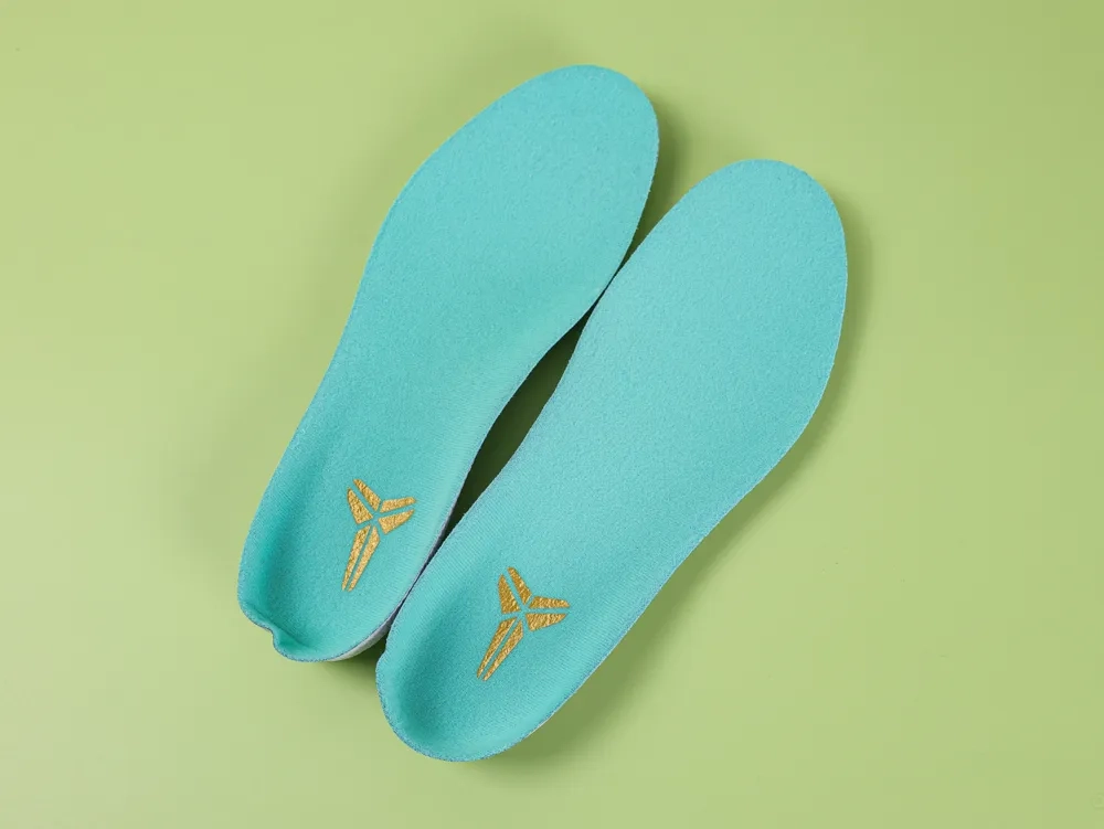 Kobe 6 Protro Statue of Liberty PE - Image 11