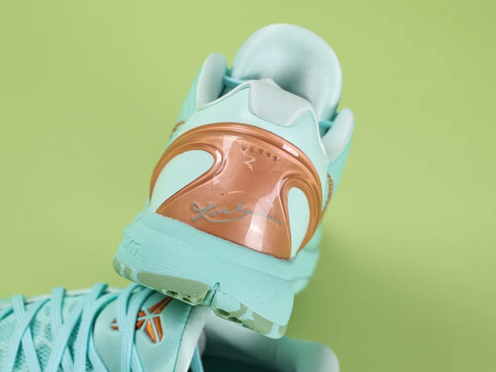 Kobe 6 Protro Statue of Liberty PE - Image 12